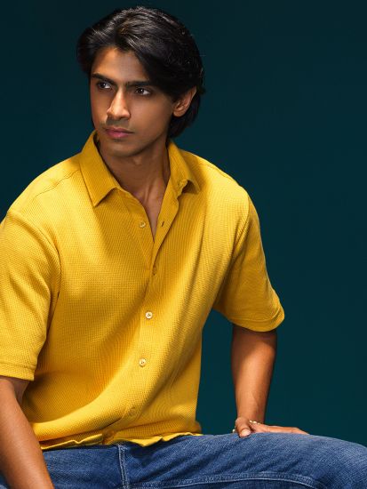 Half sleeve waffle polo shirt