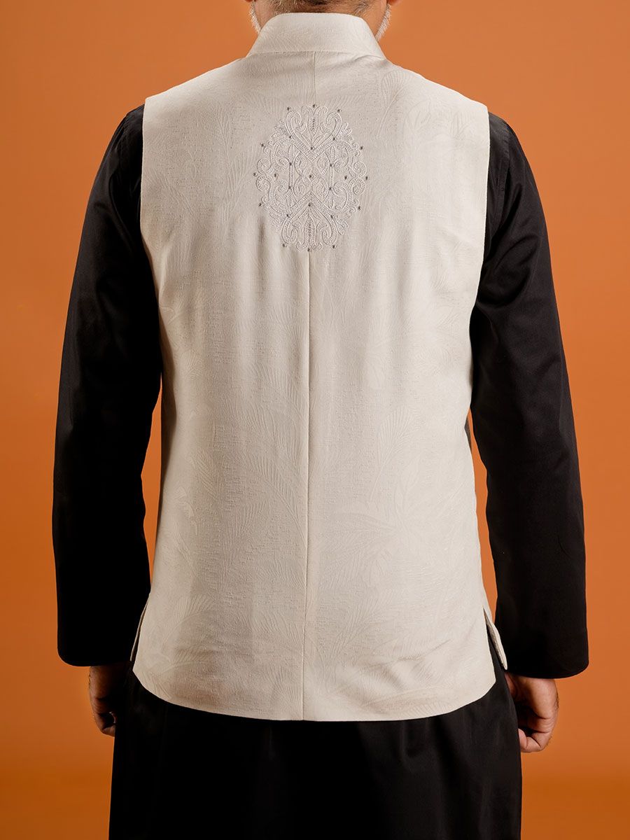 Mandarin Colllar Vest with Embroidery