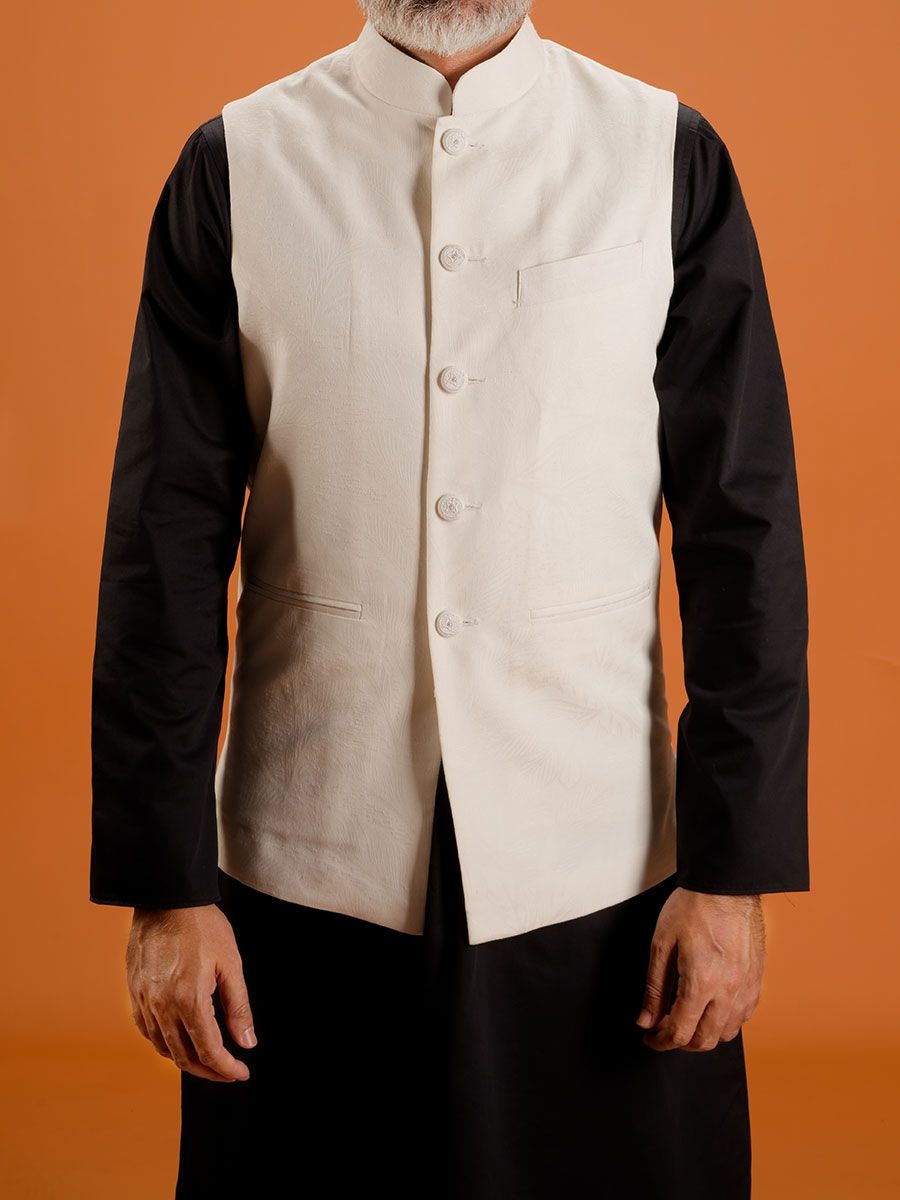 Mandarin Colllar Vest with Embroidery